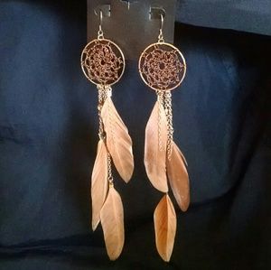 Beautiful dreamcatcher feather earrings